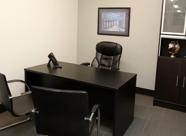 Virtual office space in Beverly Hills, CA, N Camden Dr (90210) - 3 | MatchOffice