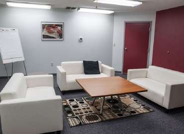 40 m² Serviced office building up for rent in Portland, Southwest Barbur Boulevard 8959 (97219) - 2 | MatchOffice