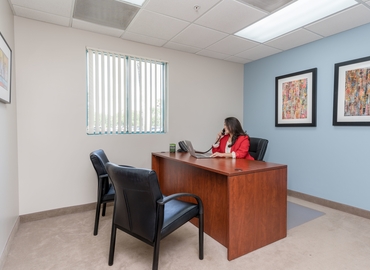 200 m² Business center place up for rent in Weston, FL, Executive Park Drive 2645 (33331) - 11 | MatchOffice.com