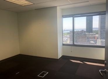 4844 m² Business center in Jersey City, NJ, 95 Christopher Columbus Drive  (07302) - 102 | MatchOffice.com