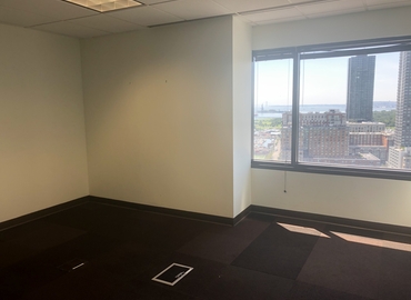 4844 m² Business park in Jersey City, NJ, 95 Christopher Columbus Drive  (07302) - 104 | MatchOffice.com