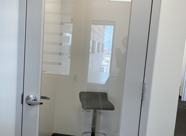 4844 m² Business center in Jersey City, NJ, 95 Christopher Columbus Drive  (07302) - 123 | MatchOffice