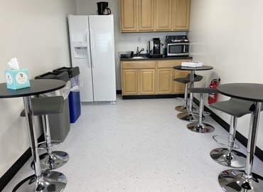 4844 m² Business park in Jersey City, NJ, 95 Christopher Columbus Drive  (07302) - 146 | MatchOffice.com