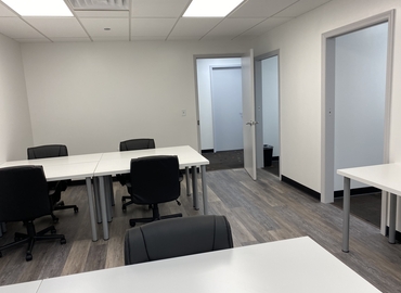 4844 m² Business center in Jersey City, NJ, 95 Christopher Columbus Drive  (07302) - 164 | MatchOffice.com