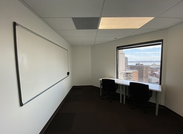 4844 m² Business park in Jersey City, NJ, 95 Christopher Columbus Drive  (07302) - 186 | MatchOffice.com