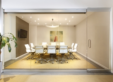 600 m² Business space building for rent in Miami, FL, 1000 5th Street Suite 200 (33139) - 8 | MatchOffice.com