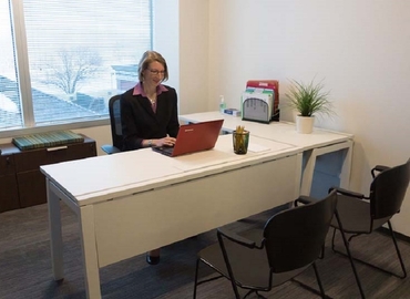 40 m² Business space in Edgewater, Braverton Street 3168 (21037) - 0 | MatchOffice.com