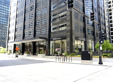 150 m² Serviced office place for rent in Chicago, IL, 150 S Wacker Drive (60606) - 16 | MatchOffice.com
