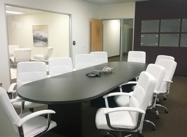 500 m² Business park building for rent in Los Angeles, CA, Valley View Avenue 16700 (90638) - 0 | MatchOffice.com