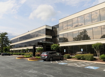 702 m² Serviced office building up for rent in Rockville, MD, 2301 Research Boulevard (20850) - 5 | MatchOffice.com