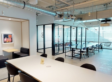 150 m² Shared workspace  in Dallas, TX, 3090 Nowitzki Way Suite 300 (75219) - 3 | MatchOffice