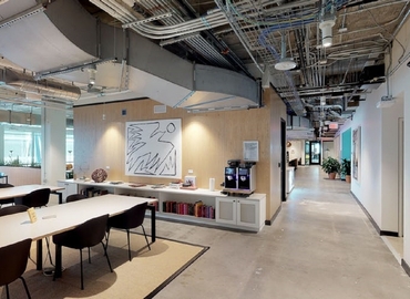 150 m² Shared workspace  in Dallas, TX, 3090 Nowitzki Way Suite 300 (75219) - 2 | MatchOffice.com