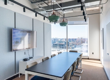 200 m² Business space property available to rent in Santa Monica, 3000 Olympic Boulevard Santa (90404) - 3 | MatchOffice.com