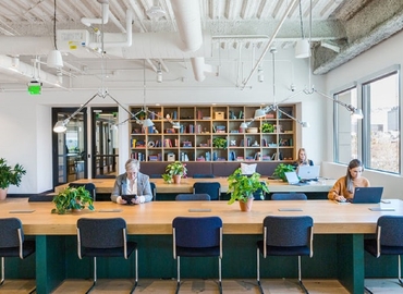 500 m² Shared office  in Los Angeles, CA, 21255 Burbank Boulevard (91367) - 0 | MatchOffice