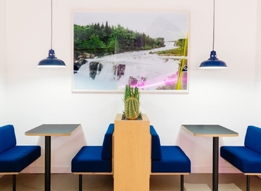 500 m² Shared office  in Glendale, CA, 611 North Brand Boulevard  (91203) - 2 | MatchOffice.com