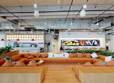 500 m² Business center building available to rent in Miami, FL, 360 NW 27th Street  (33127) - 1 | MatchOffice.com