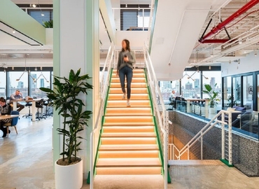 500 m² Business center building up for rent in New York Brooklyn, NY, 1 Dock 72 Way (11205) - 4 | MatchOffice.com