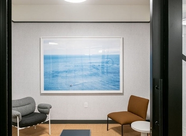 150 m² Serviced office property available to rent in Newport Beach, CA, 100 Bayview Circle (92660) - 1 | MatchOffice