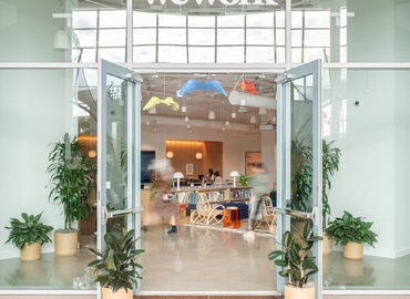150 m² Shared workspace in Newport Beach, CA, 100 Bayview Circle (92660) - 1 | MatchOffice.com