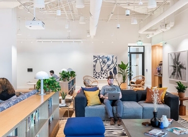 150 m² Shared office  in Newport Beach, CA,  100 Bayview Circle (92660) - 4 | MatchOffice.com