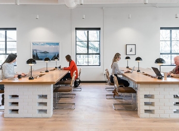 150 m² Shared workspace  in Portland, 830 NE Holladay St  (97232) - 1 | MatchOffice