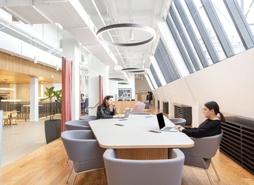 500 m² Business park place for rent in New York City, NY, 434 W. 33rd Street (10001) - 0 | MatchOffice