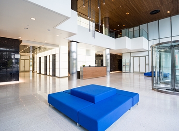 Virtual office in El Segundo, CA, 222 N. Pacific Coast Highway (90245) - 1 | MatchOffice