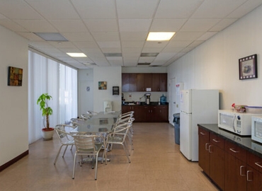 2500 m² Coworking  in Compton, South Vía Barron 19914 (90220) - 0 | MatchOffice.com