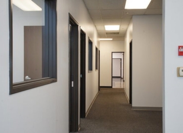 26910 m² Business center in Santa Fe Springs, CA, 8741 Pioneer Blvd (90670) - 1 | MatchOffice