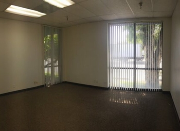 26899 m² Business space in Los Angeles, CA, 15376 East Valley Boulevard (91744) - 2 | MatchOffice.com
