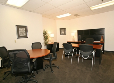Virtual business address in Huntington Beach, CA, 17011 Beach Blvd. (92647) - 2 | MatchOffice.com
