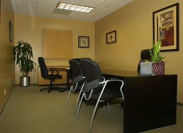 Virtual office space in Long Beach,	 CA, 3780 Kilroy Airport Way (90806) - 3 | MatchOffice.com