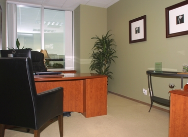 Virtual office in Long Beach,	 CA, 3780 Kilroy Airport Way (90806) - 6 | MatchOffice.com