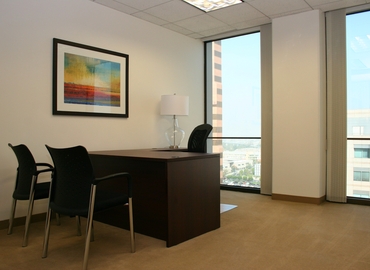 Virtual business address in Long Beach,	 CA, 100 Oceangate (90802) - 2 | MatchOffice