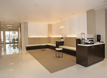 Virtual office space in Irvine, CA, One Park Plaza (92614) - 1 | MatchOffice