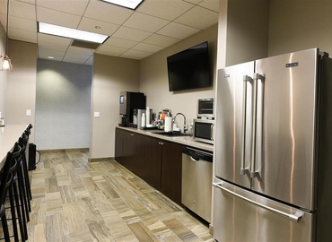 Virtual office space in Schaumburg, IL, 1901 North Roselle Road (60195) - 3 | MatchOffice