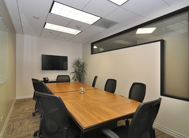 Virtual business address in Woodland Hills, CA, 21550 Oxnard Street (91367) - 6 | MatchOffice