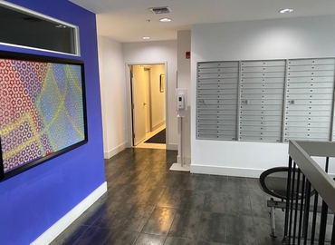 14 m² Business space place for rent in Hollywood, FL, Hollywood Boulevard 2719 (33020) - 4 | MatchOffice.com
