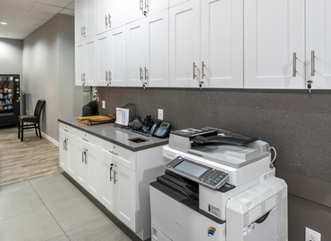 120 m² Serviced office building up for rent in Hollywood, FL, 1946 Tyler St (33020) - 2 | MatchOffice.com