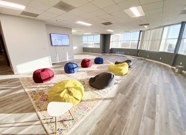 100 m² Shared workspace  in Ventura , 1300 Eastman Ave (93003) - 9 | MatchOffice.com