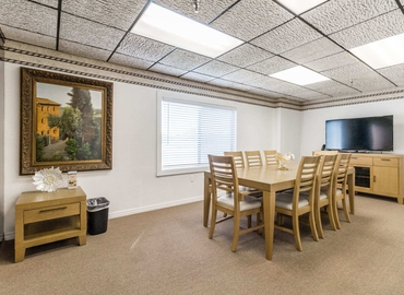 4000 m² Business park building available to rent in Fort Myers, FL, Cleveland Avenue 3049 (33901) - 6 | MatchOffice.com