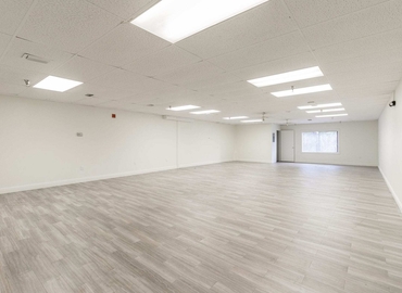 4000 m² Serviced office property up for rent in Fort Myers, FL, Cleveland Avenue 3049 (33901) - 21 | MatchOffice