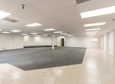 4000 m² Serviced office building up for rent in Fort Myers, FL, Cleveland Avenue 3049 (33901) - 22 | MatchOffice.com