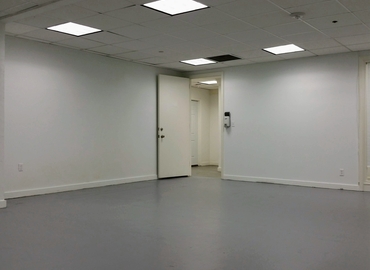 67 m² Business space property for rent in Miami, FL, 111 Northeast 1st Street (33132) - 1 | MatchOffice.com