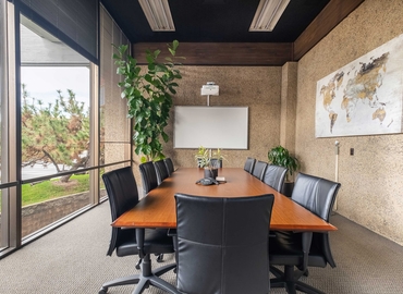 70 m² Coworking space  in Escondido, CA, 140 North Escondido Boulevard (92025) - 1 | MatchOffice.com