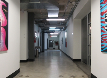 40 m² Business space place for rent in Miami, FL, 2915 Biscayne Boulevard (33137) - 1 | MatchOffice