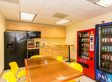 40 m² Business space building available to rent in Fort Lauderdale, FL, 2312 Wilton Drive (33305) - 12 | MatchOffice.com