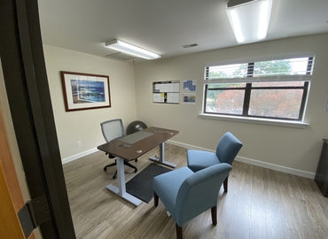 165 m² Business park place for rent in Cary, NC, Kilmayne Drive 103 (27511) - 1 | MatchOffice.com