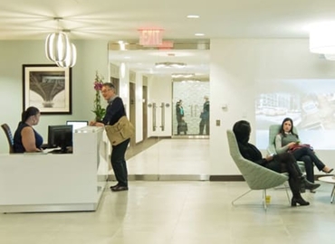 250 m² Serviced office building available to rent in New York Financial District, NY, 200 Vesey Street (10281) - 1 | MatchOffice.com