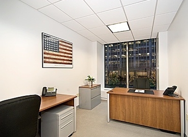 200 m² Office space available to rent in New York Midtown West, NY, The Plaza District - 1350 Avenue of the Americas (55th Street) - 2nd, 10019  - 0 | MatchOffice
